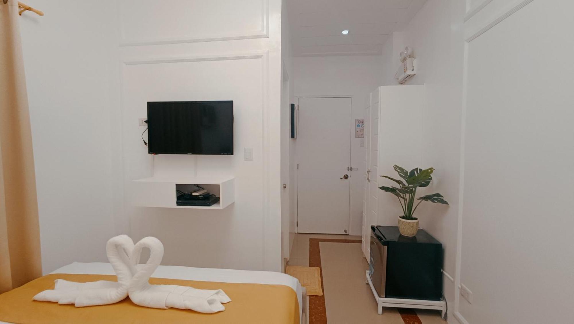 Pili  Elizabeth Hotel - Naga מראה חיצוני תמונה