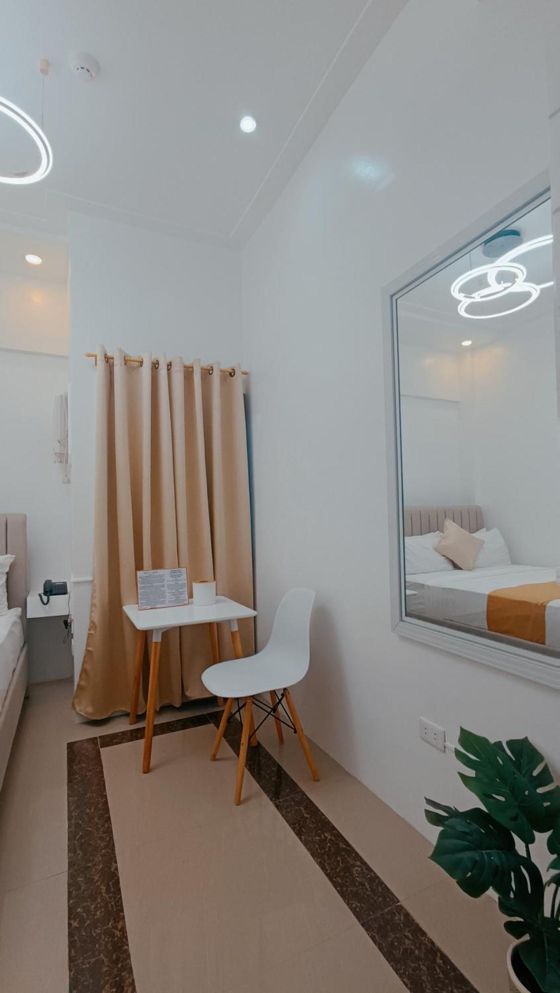 Pili  Elizabeth Hotel - Naga מראה חיצוני תמונה