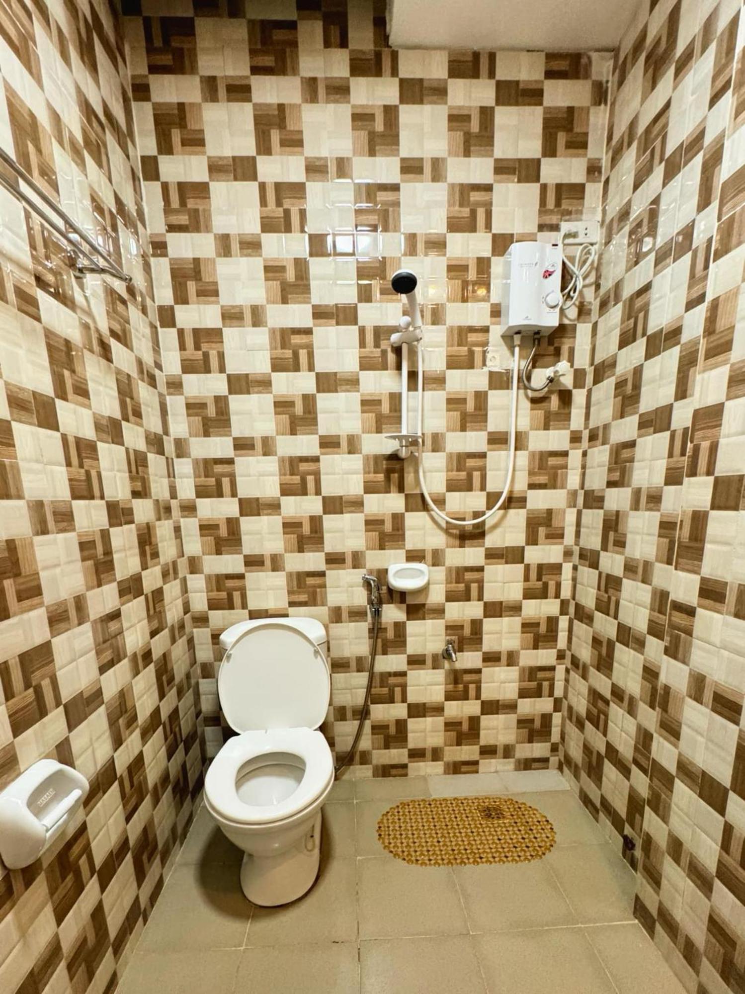 Pili  Elizabeth Hotel - Naga מראה חיצוני תמונה