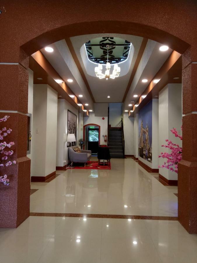 Pili  Elizabeth Hotel - Naga מראה חיצוני תמונה
